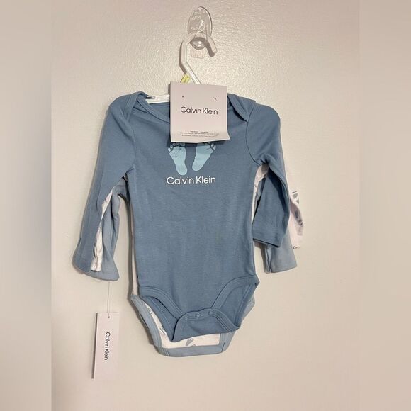 NWT Calvin Klein Baby 3-Pack Bodysuit 3-6 months - Picture 2 of 6